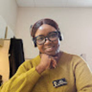 Meet your Posher, Eniola